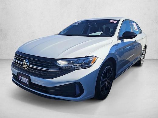 Volkswagen Jetta Sport$18,920Autonation 1Price - Thumbnail 4