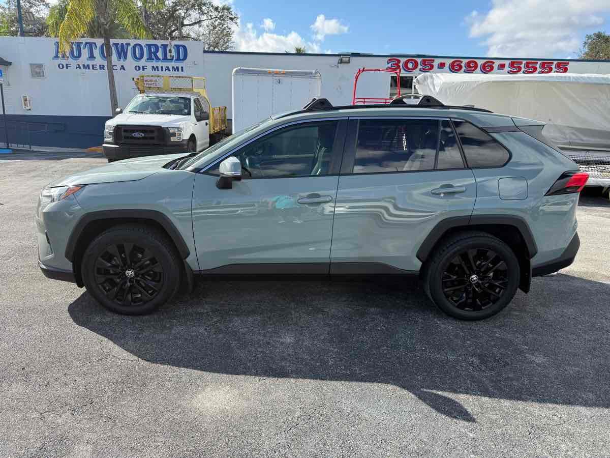 Toyota Rav4 Xle Premium Fwd - Thumbnail 7