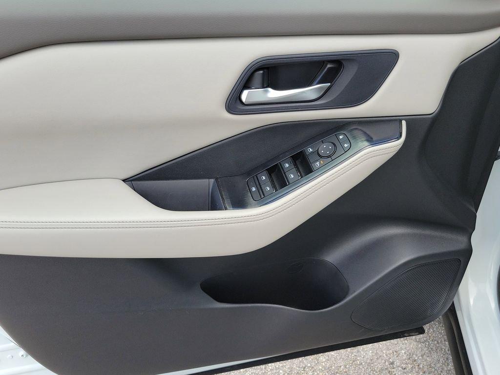 Nissan Rogue Sv Awd - Thumbnail 20