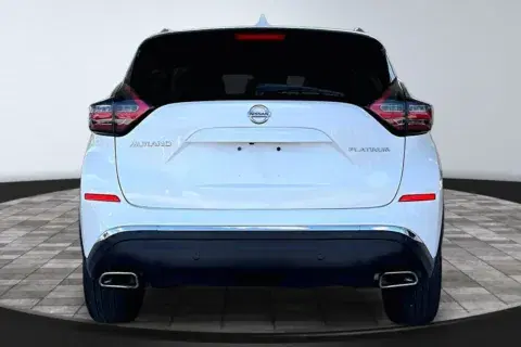Nissan Murano - Thumbnail 6
