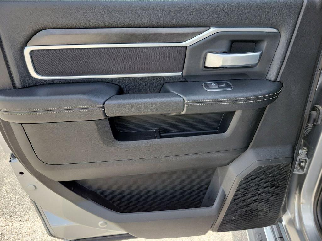 Ram 3500 Big Horn 4Wd - Thumbnail 11