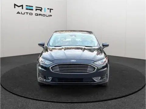 Ford Fusion Se Sedan 4D - Thumbnail 4