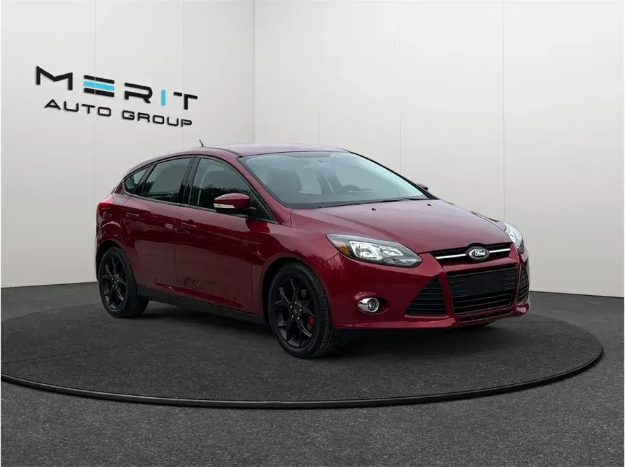 Ford Focus Se Hatchback 4D - Thumbnail 2