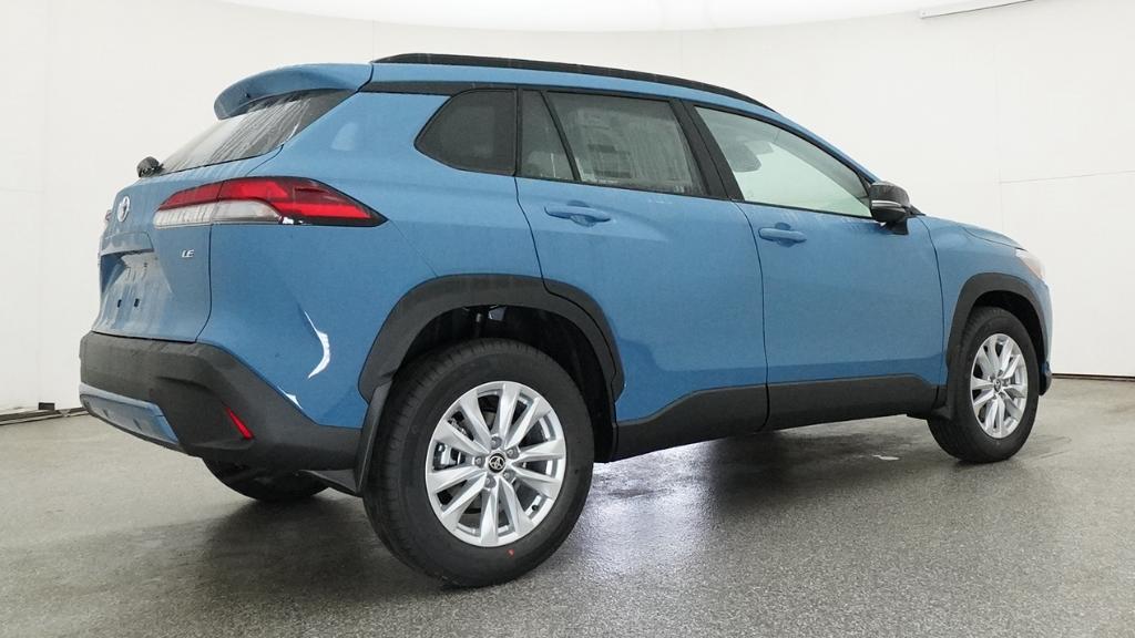 Toyota Corolla Cross Le - Thumbnail 7