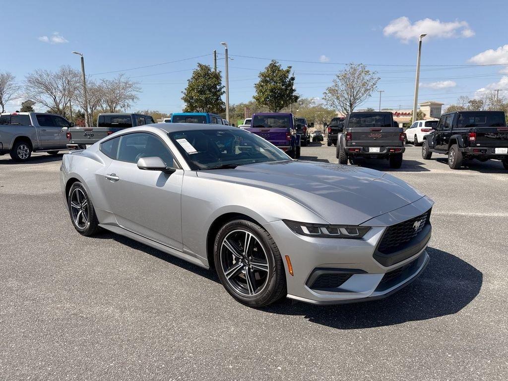 Ford Mustang Ecoboost Premium - Thumbnail 2