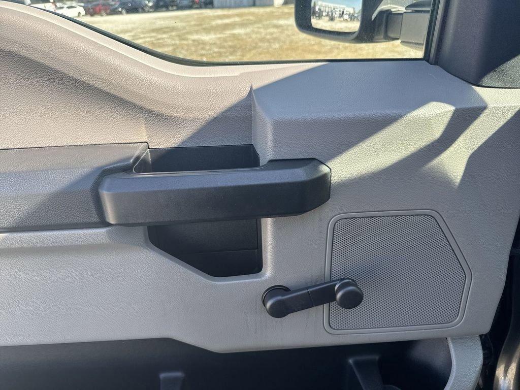 Ford F-250Sd Xl Rwd 2D Standard Cab - Thumbnail 17