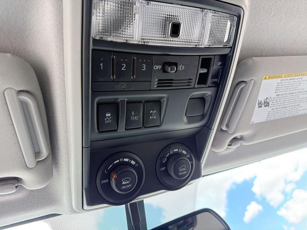 Toyota 4Runner Trd Off-Road Premium - Thumbnail 13
