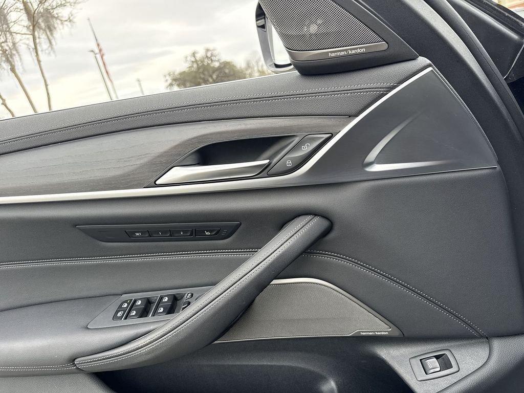 BMW 5 Series 540I Xdrive - Thumbnail 13