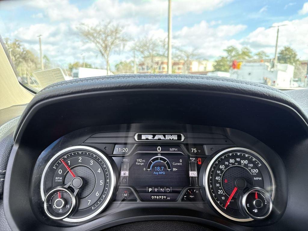 Ram 1500 Laramie - Thumbnail 14