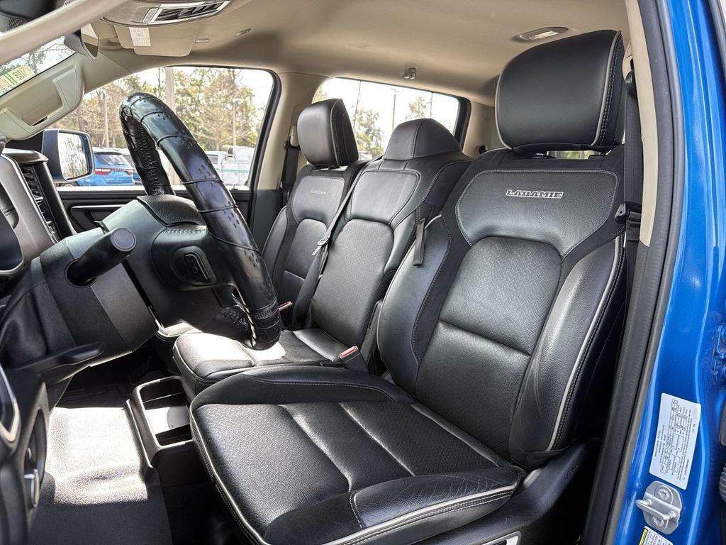 Ram 1500 Laramie - Thumbnail 12