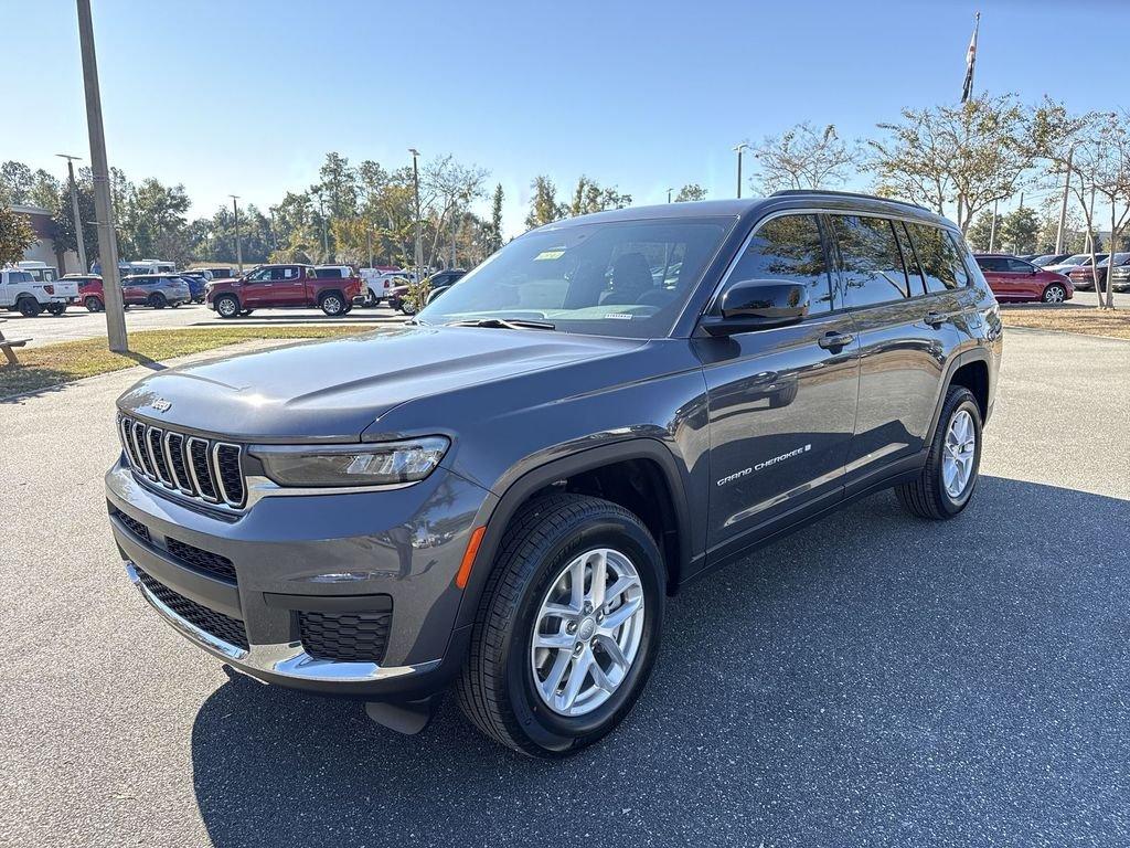 Jeep Grand Cherokee L Laredo X 4X4 - Thumbnail 8