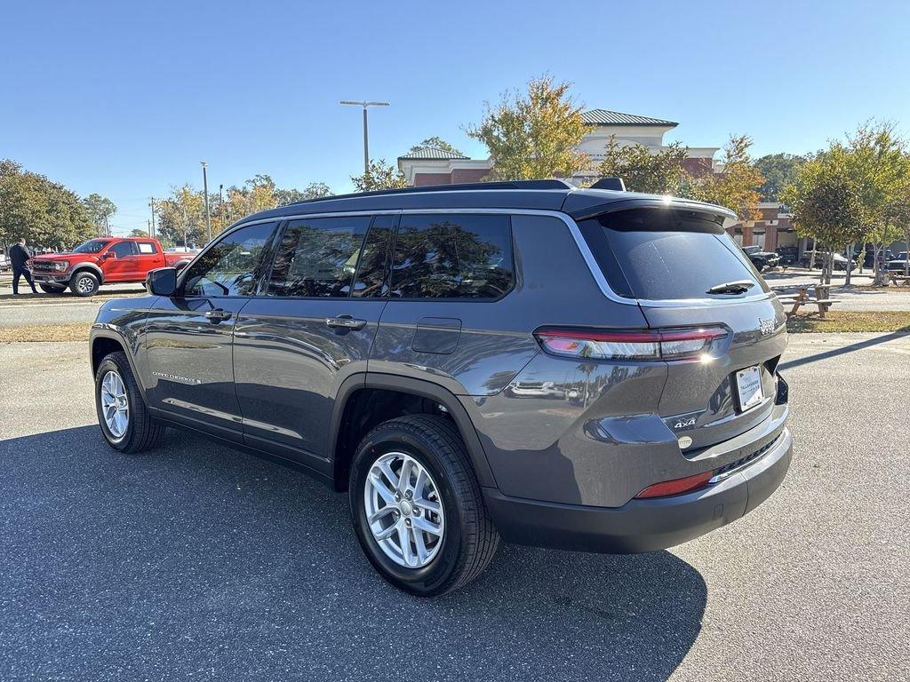 Jeep Grand Cherokee L Laredo X 4X4 - Thumbnail 6