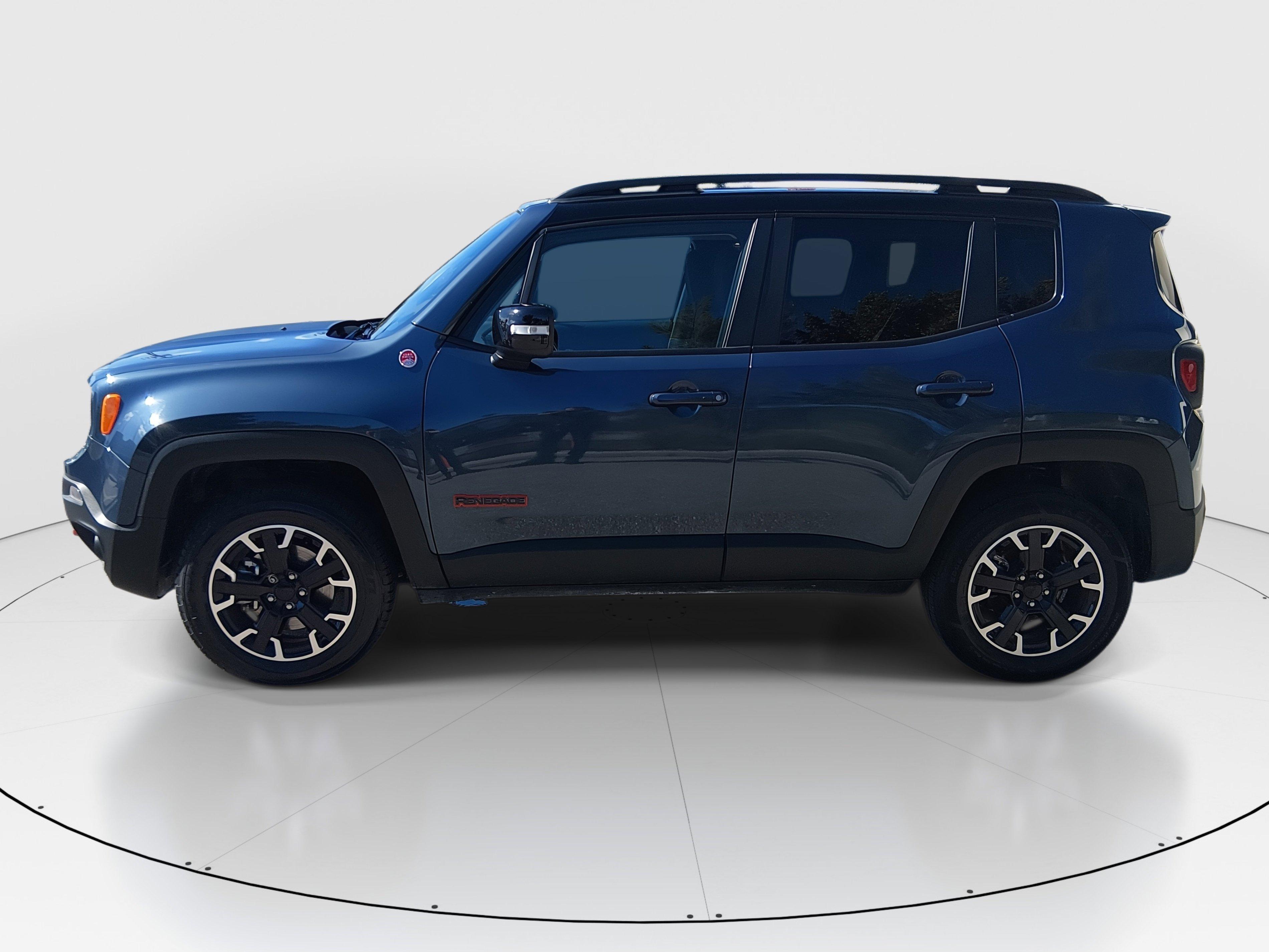 Jeep Renegade Trailhawk 4X4 - Thumbnail 4