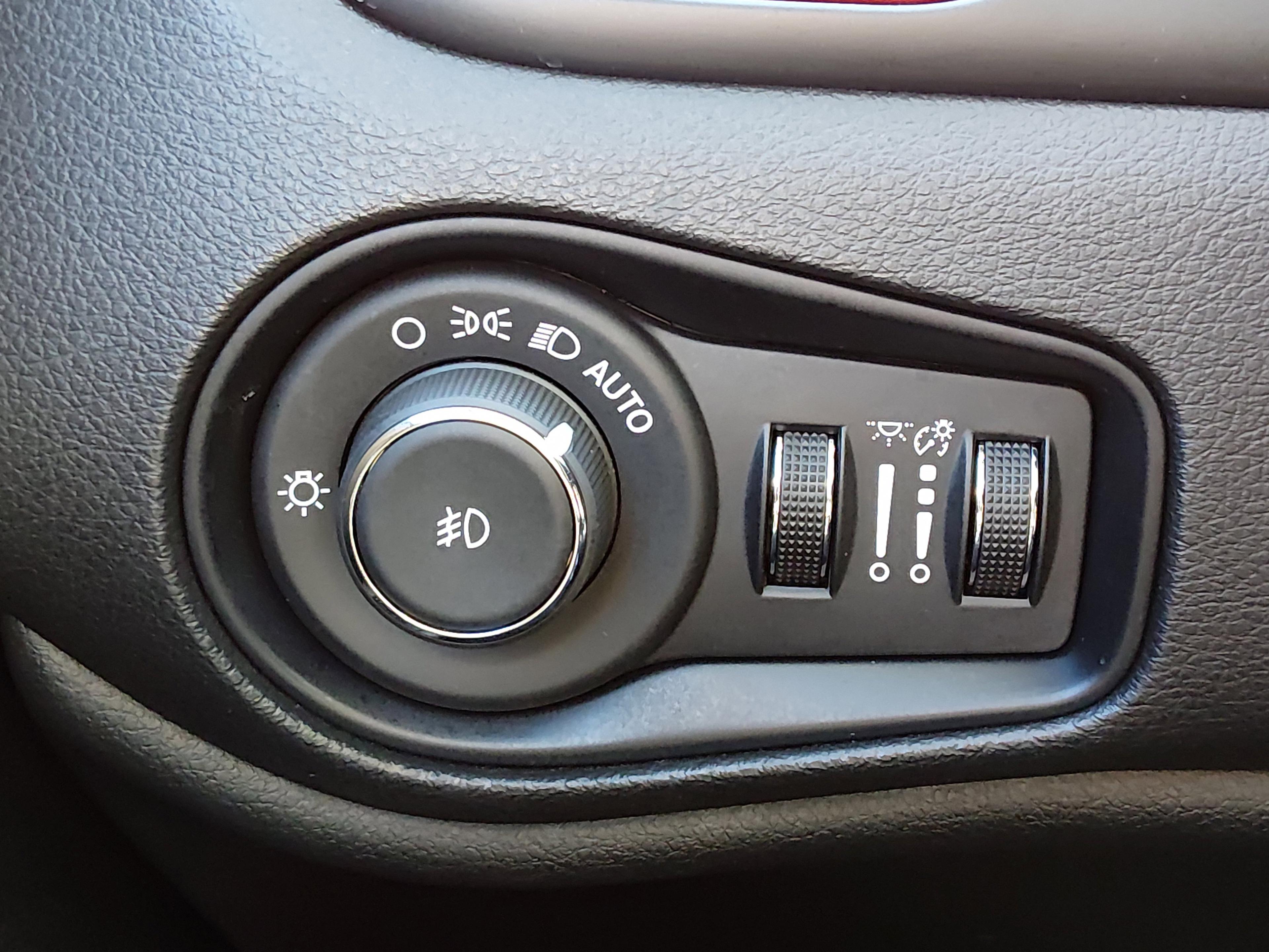 Jeep Renegade Trailhawk 4X4 - Thumbnail 13