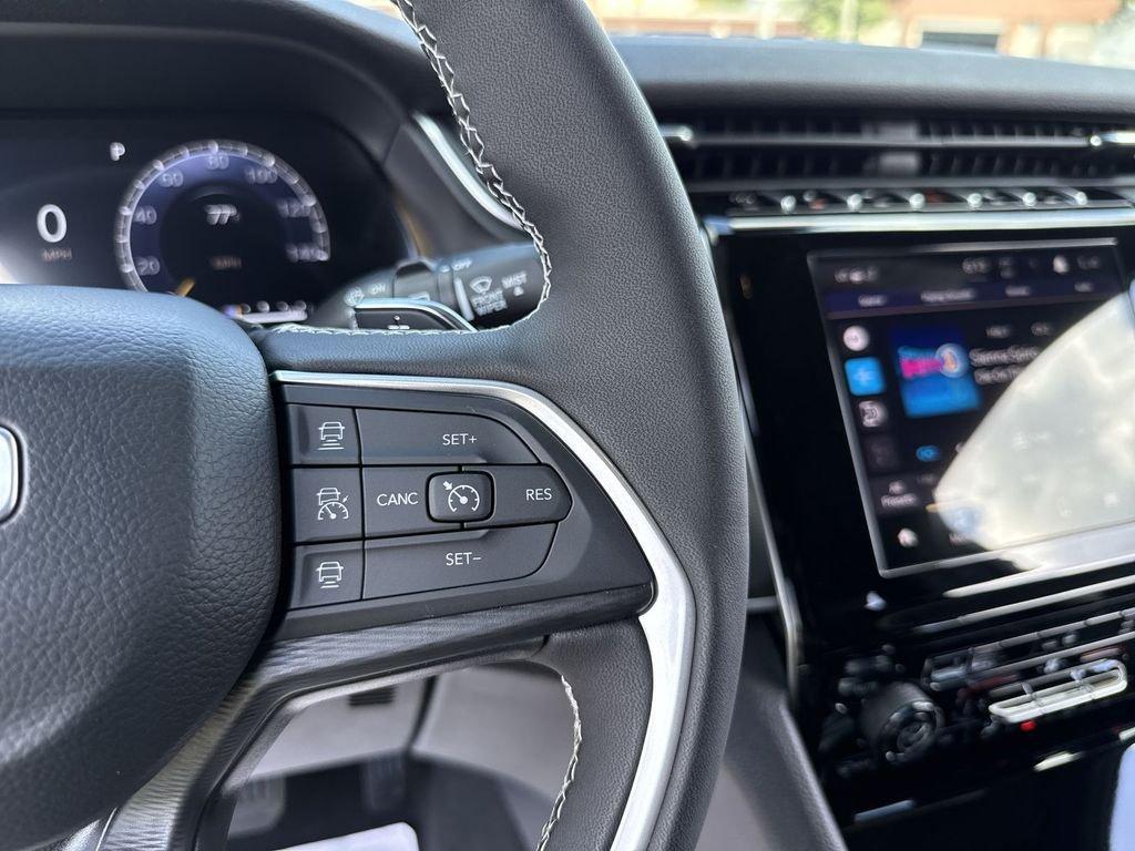 Jeep Grand Cherokee L Laredo X 4X4 - Thumbnail 15