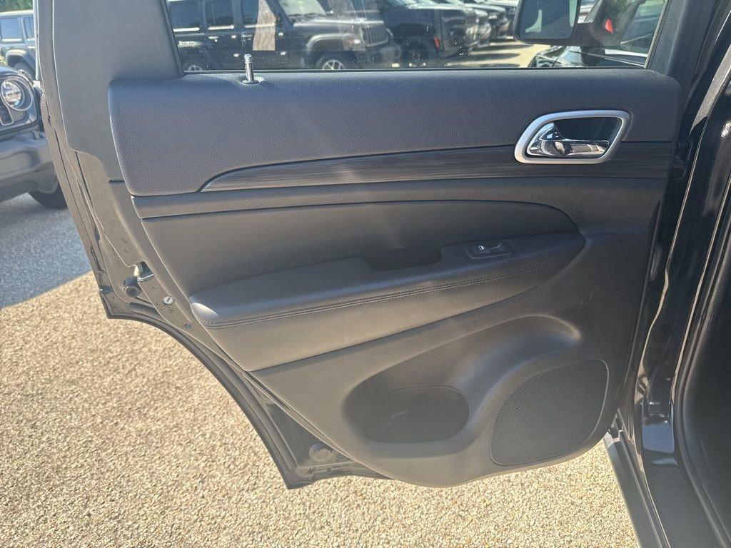 Jeep Grand Cherokee Laredo E 4Wd - Thumbnail 8