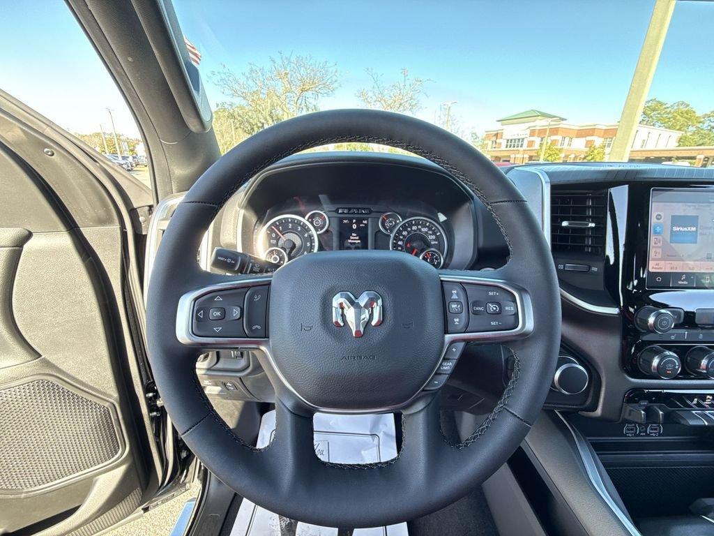 Ram 1500 Big Horn Crew Cab 4X4 5'7' Box - Thumbnail 14