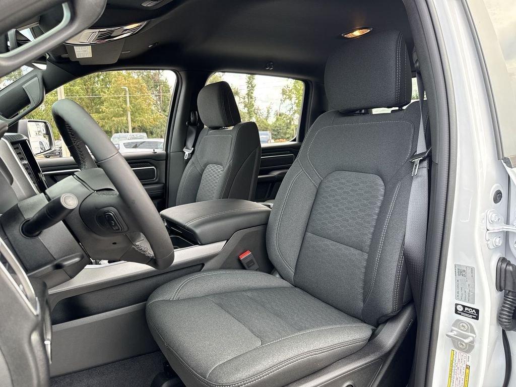 Ram 1500 Big Horn Crew Cab 4X4 5'7' Box - Thumbnail 14