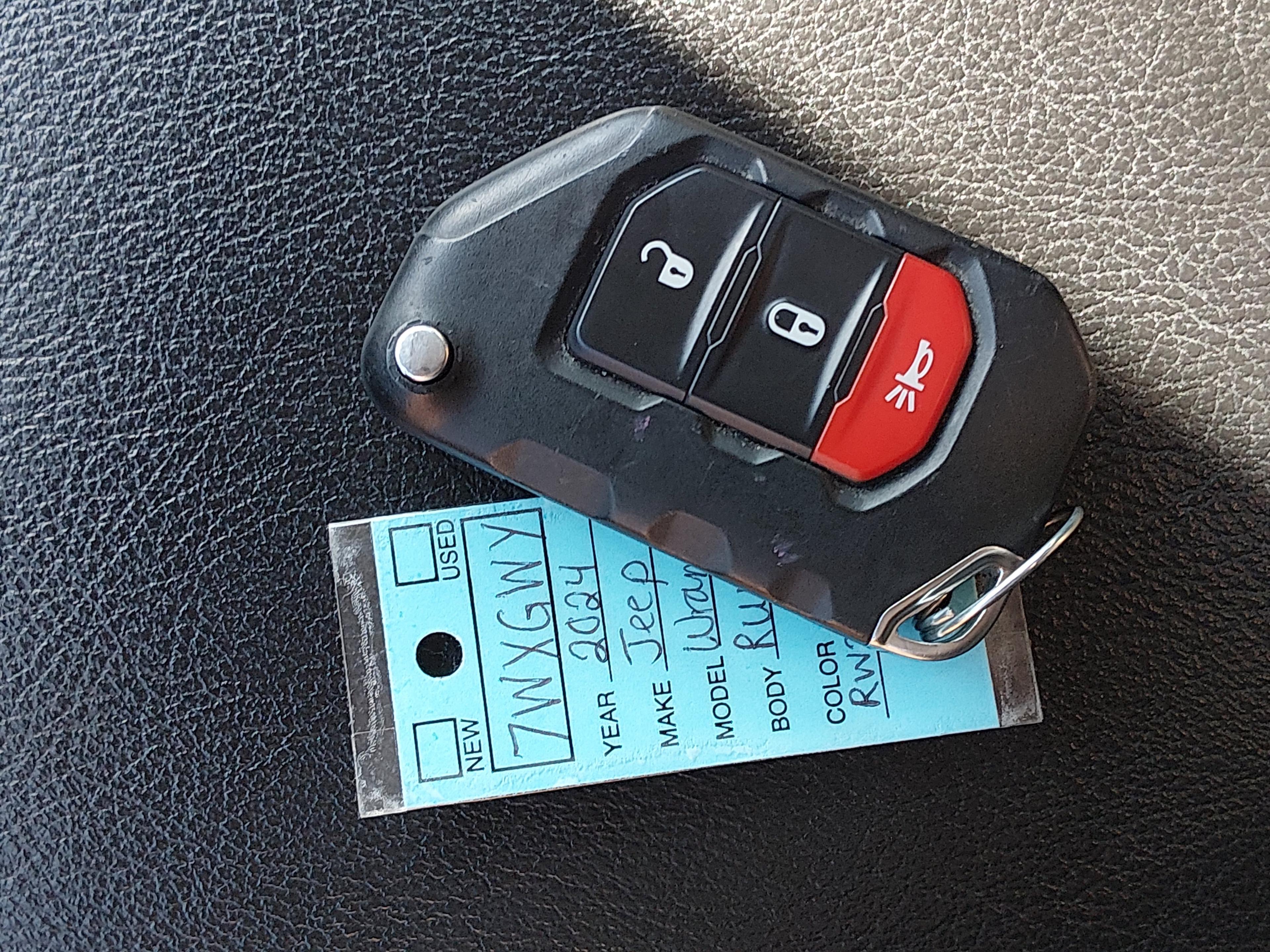 Jeep Wrangler Rubicon 4 Door 4X4 - Thumbnail 15