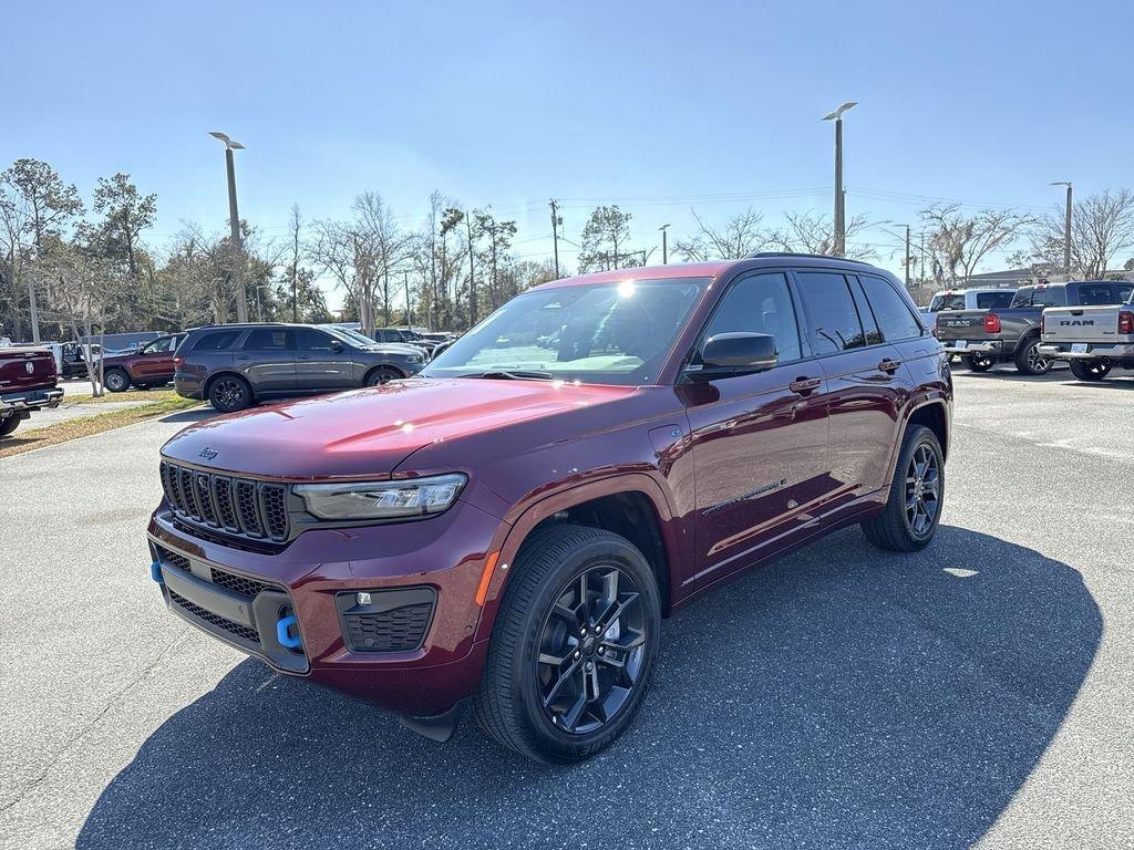 Jeep Grand Cherokee Anniversary Edition 4Xe - Thumbnail 8