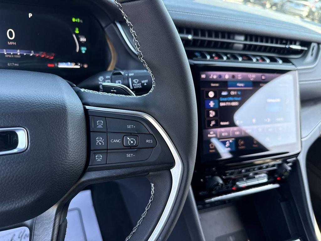 Jeep Grand Cherokee Anniversary Edition 4Xe - Thumbnail 16