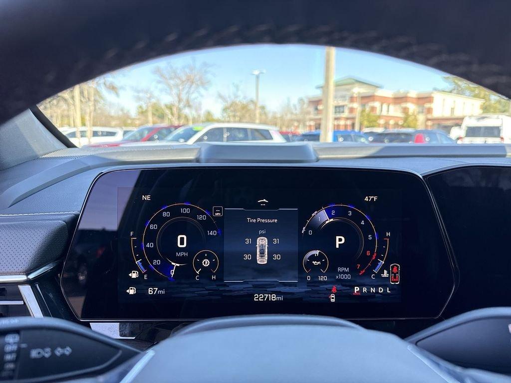 Chevrolet Suburban Premier - Thumbnail 16