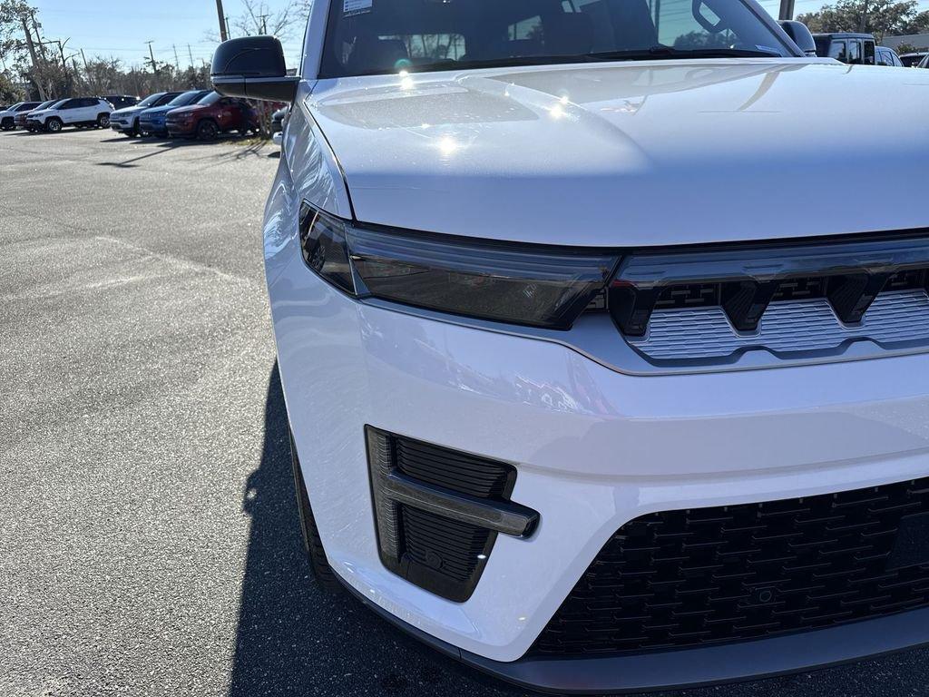 Jeep Grand Wagoneer L 4X4 - Thumbnail 8