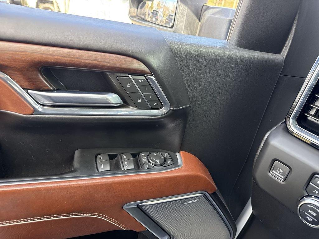 GMC Sierra 2500Hd Denali Ultimate - Thumbnail 11