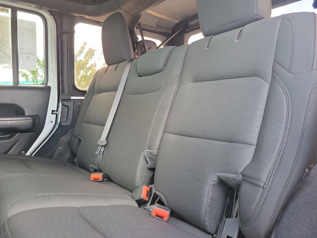 Jeep Wrangler Unlimited Sport Altitude 4Wd - Thumbnail 10