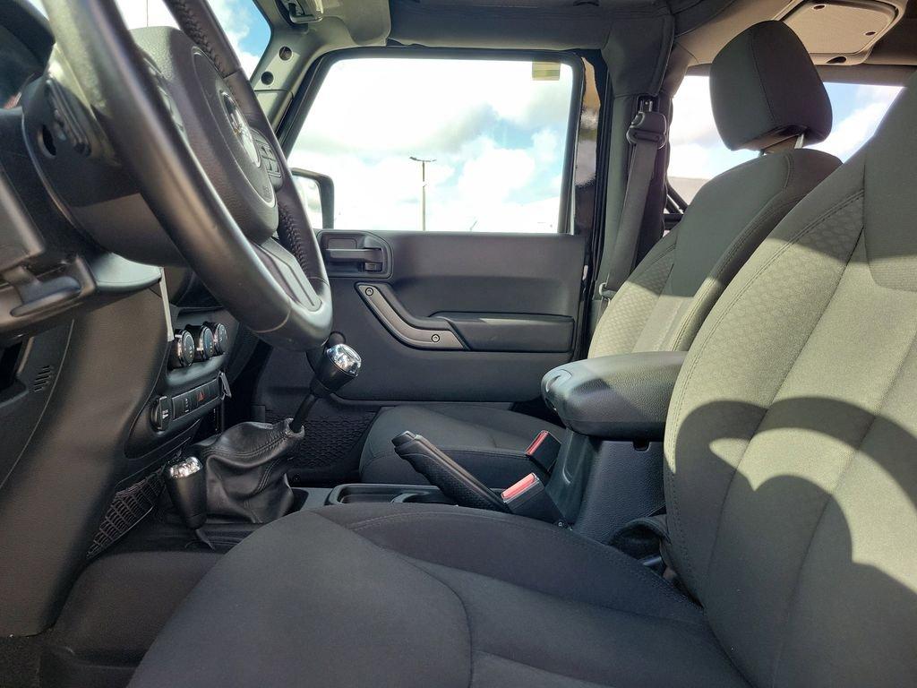 Jeep Wrangler Sport 4Wd - Thumbnail 18