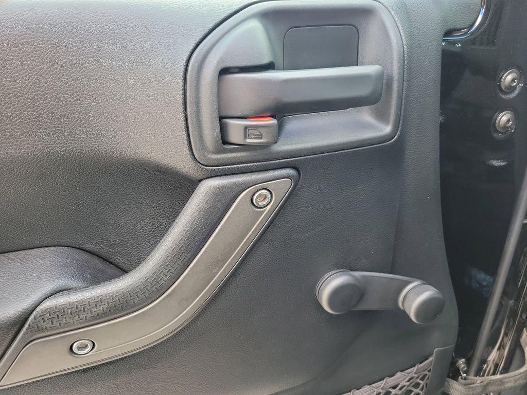 Jeep Wrangler Sport 4Wd - Thumbnail 10