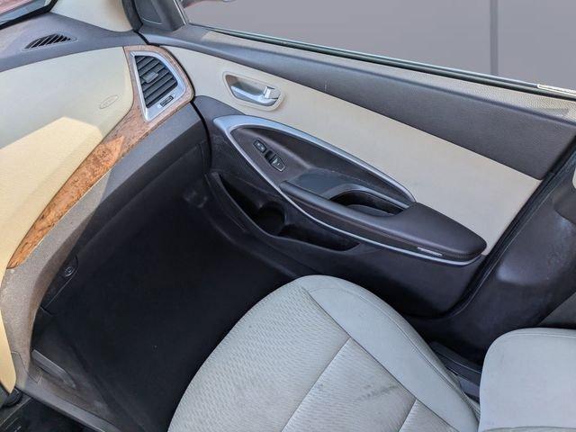 Hyundai Santa Fe Sport Base - Thumbnail 18