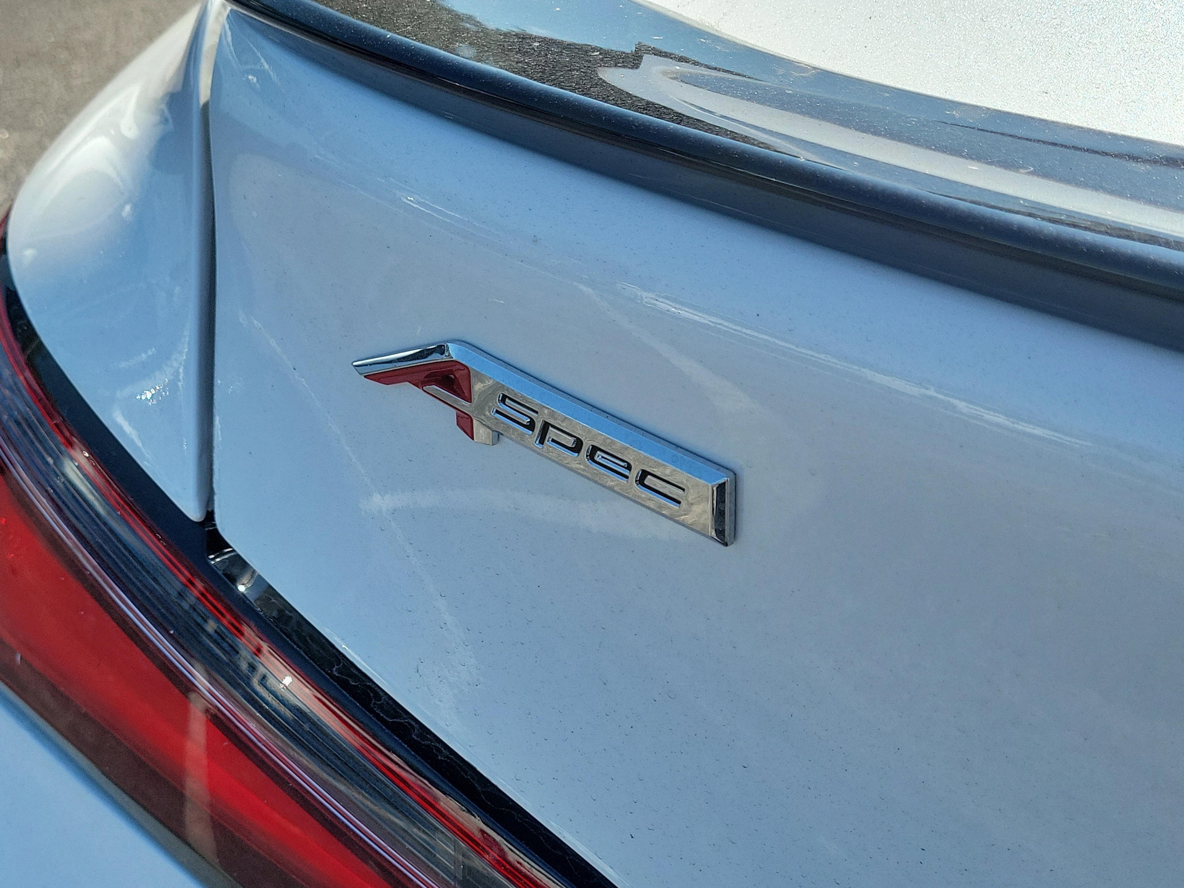 Acura Integra W/A-Spec Technology Package - Thumbnail 5