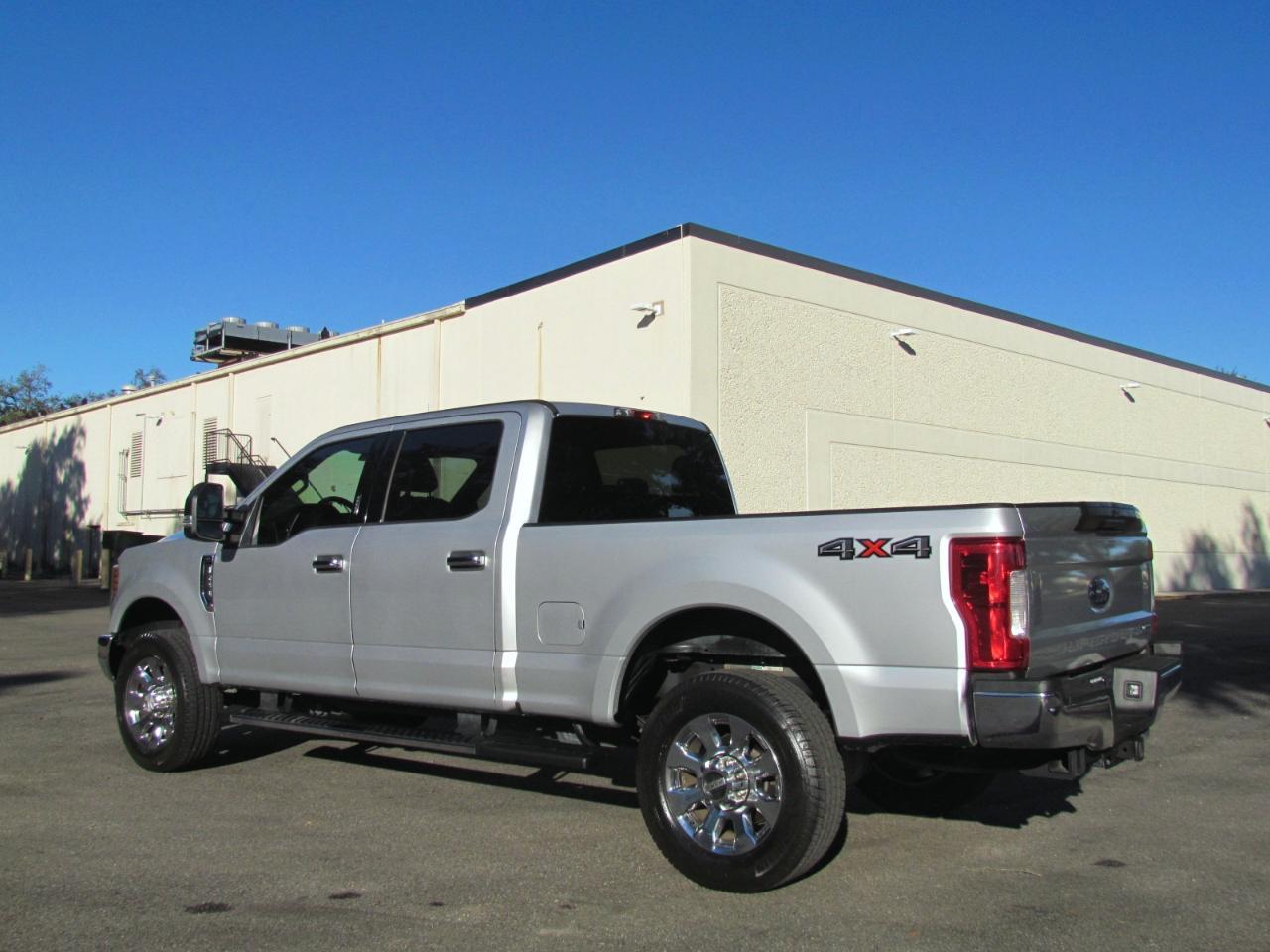 Ford F-250 Sdxlt Crew Cab 4Wd - Thumbnail 8