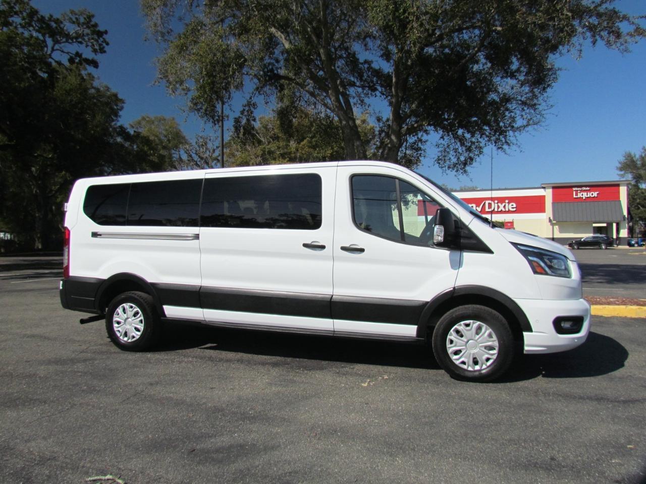 Ford Transit350 Wagon Low Roof Xlt W/Sliding Pass. 148-In. Wb - Thumbnail 14