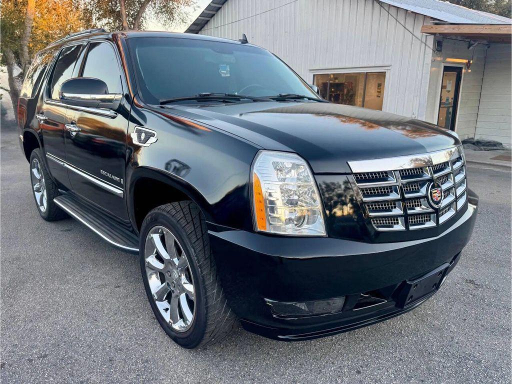 Cadillac Escalade - Thumbnail 15