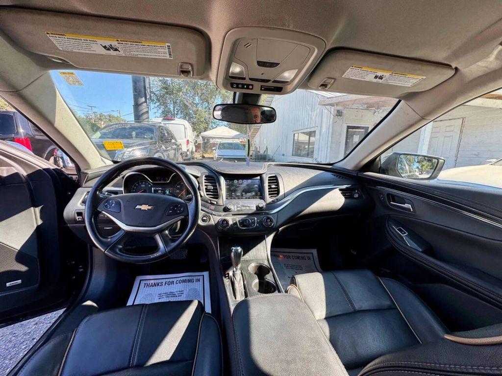 Chevrolet Impala - Thumbnail 2