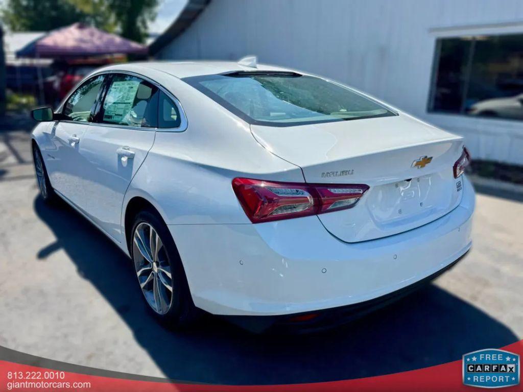 Chevrolet Malibu - Thumbnail 13