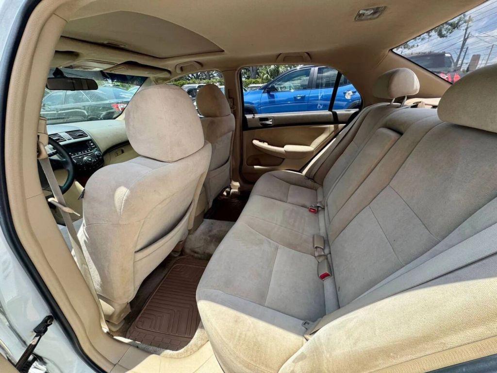 Honda Accord - Thumbnail 2