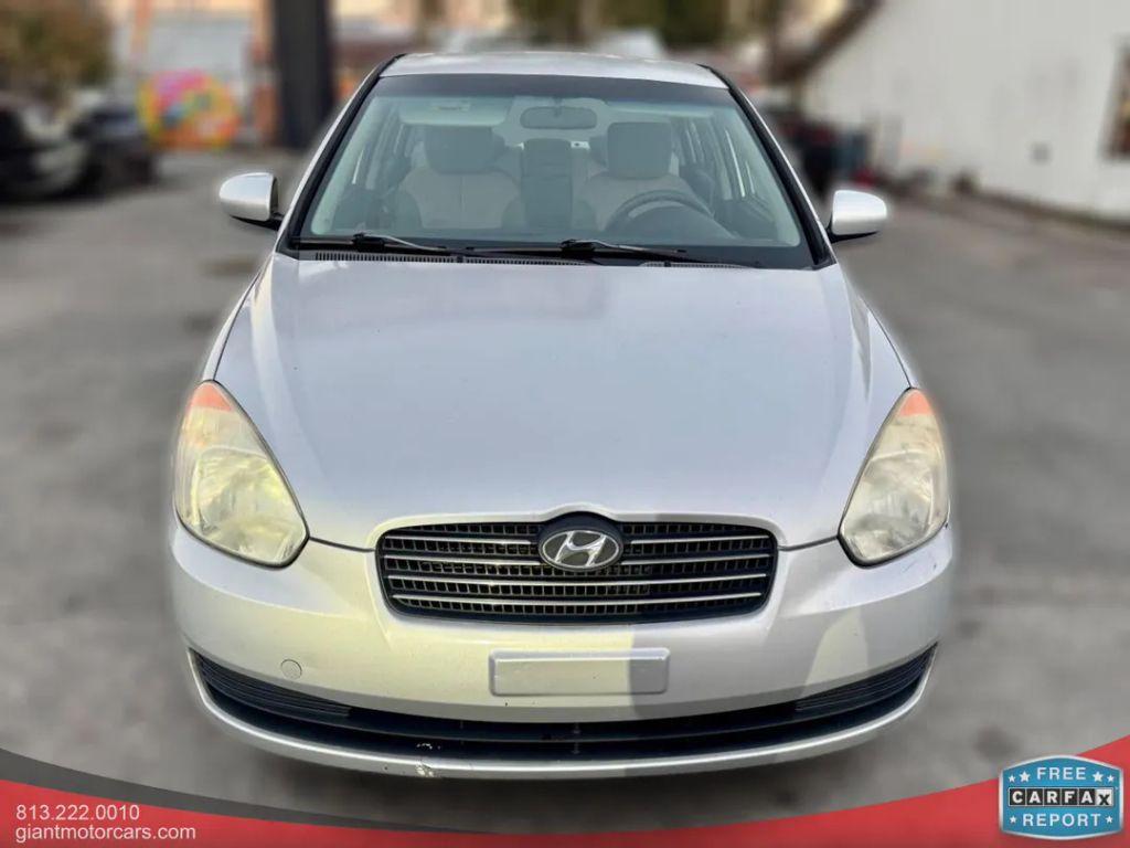 Hyundai Accent - Thumbnail 8