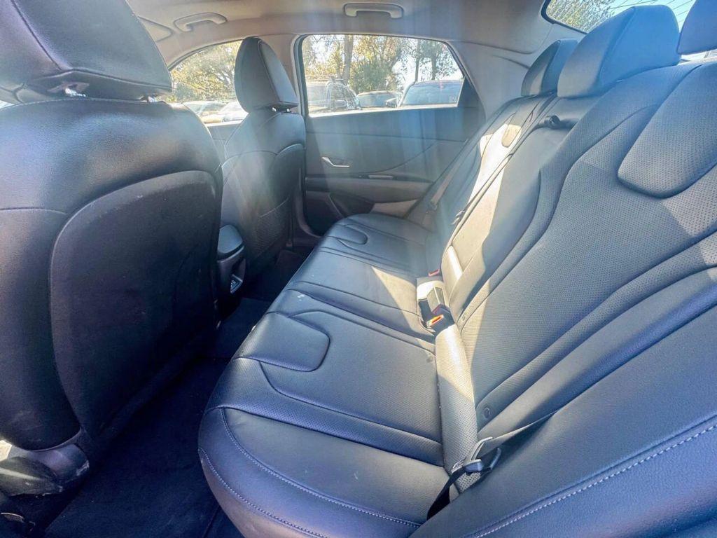 Hyundai Elantra Hybrid - Thumbnail 20