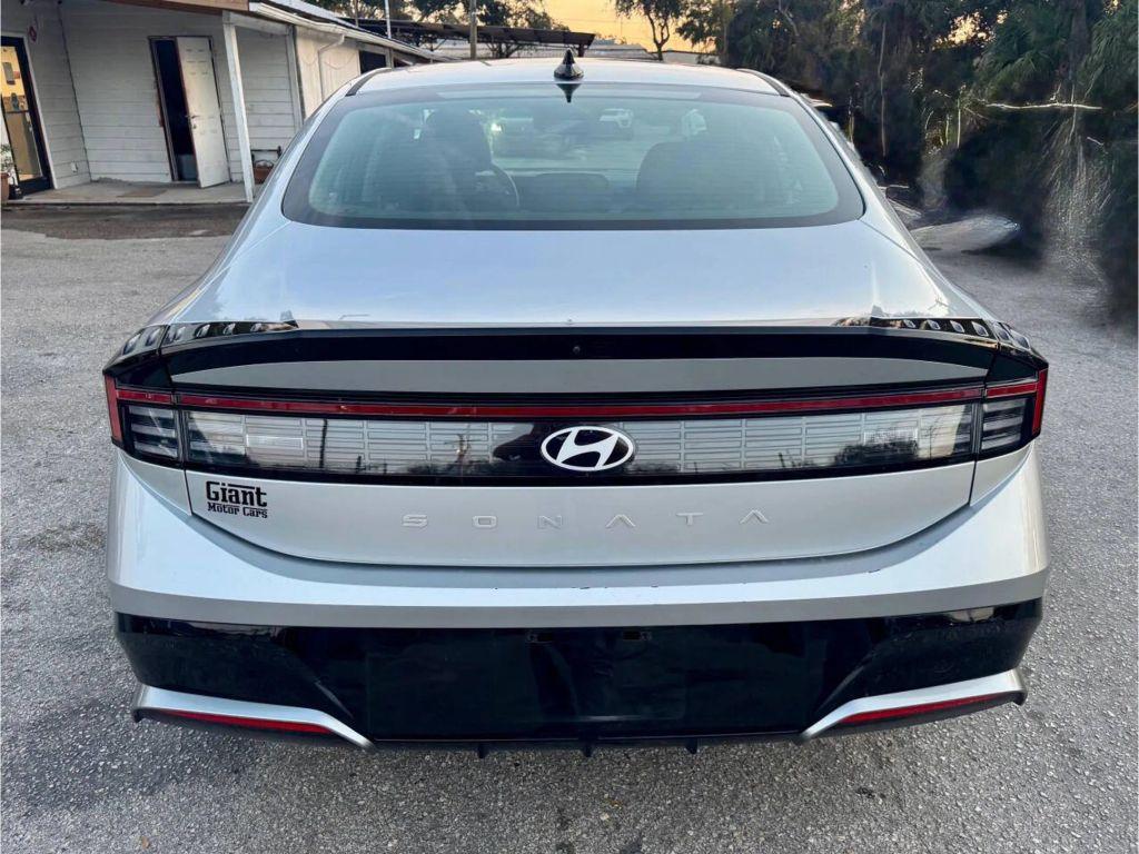 Hyundai Sonata - Thumbnail 19