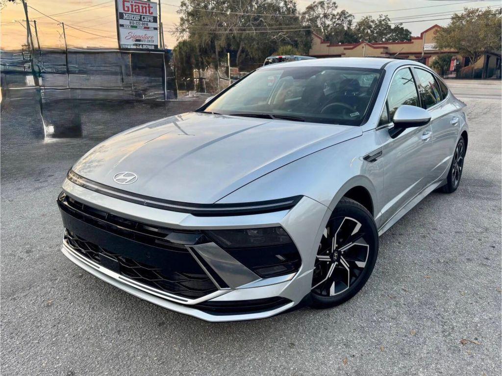 Hyundai Sonata - Thumbnail 14