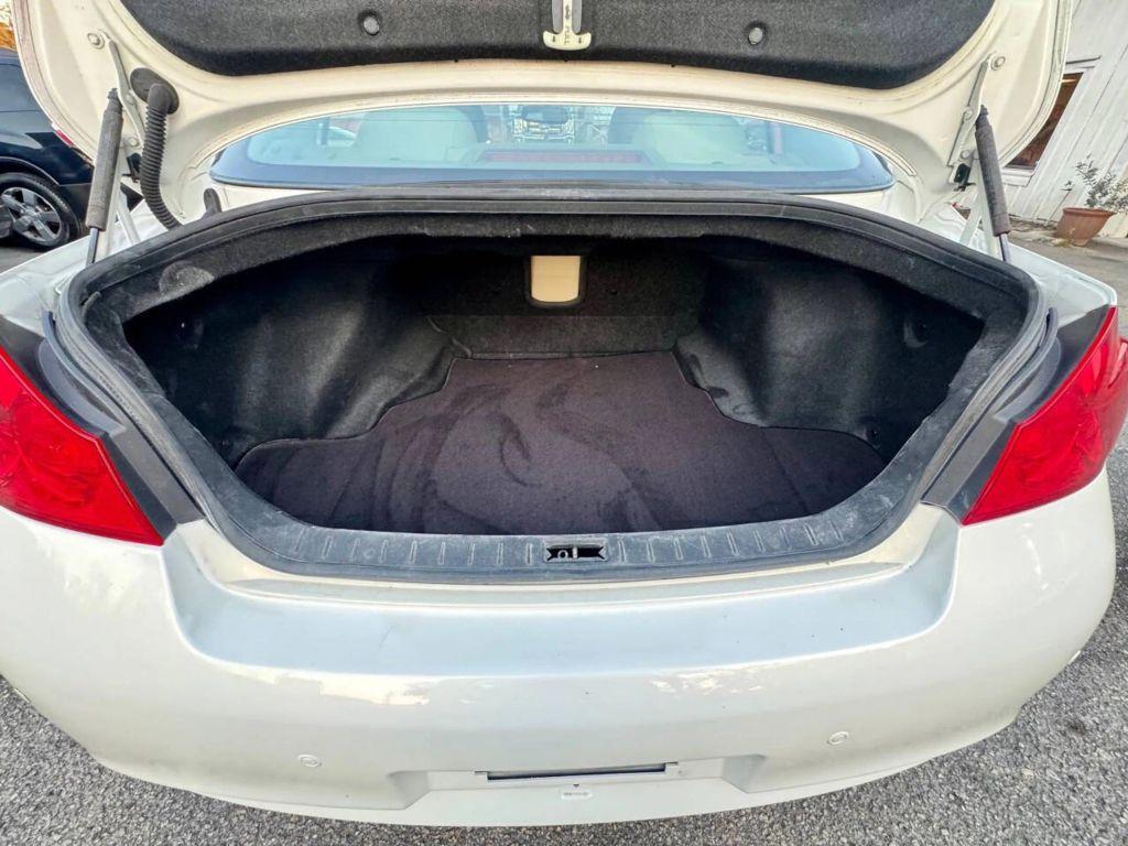 Infiniti G - Thumbnail 18