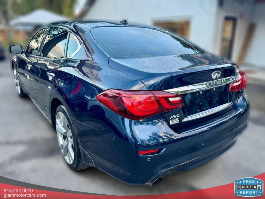 Infiniti Q70 - Thumbnail 13