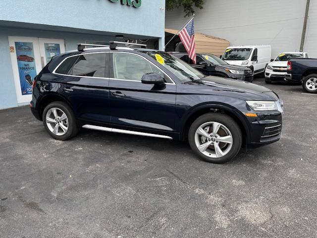 Audi Q5 - Thumbnail 3