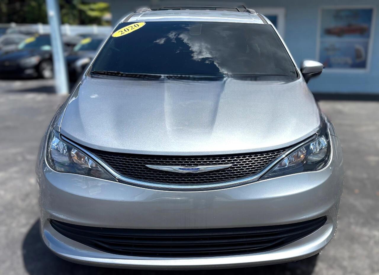 Chrysler Voyager - Thumbnail 3