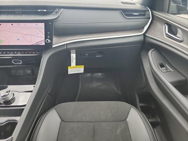 Jeep Grand Cherokee Laredo Altitude 4X4 - Thumbnail 16