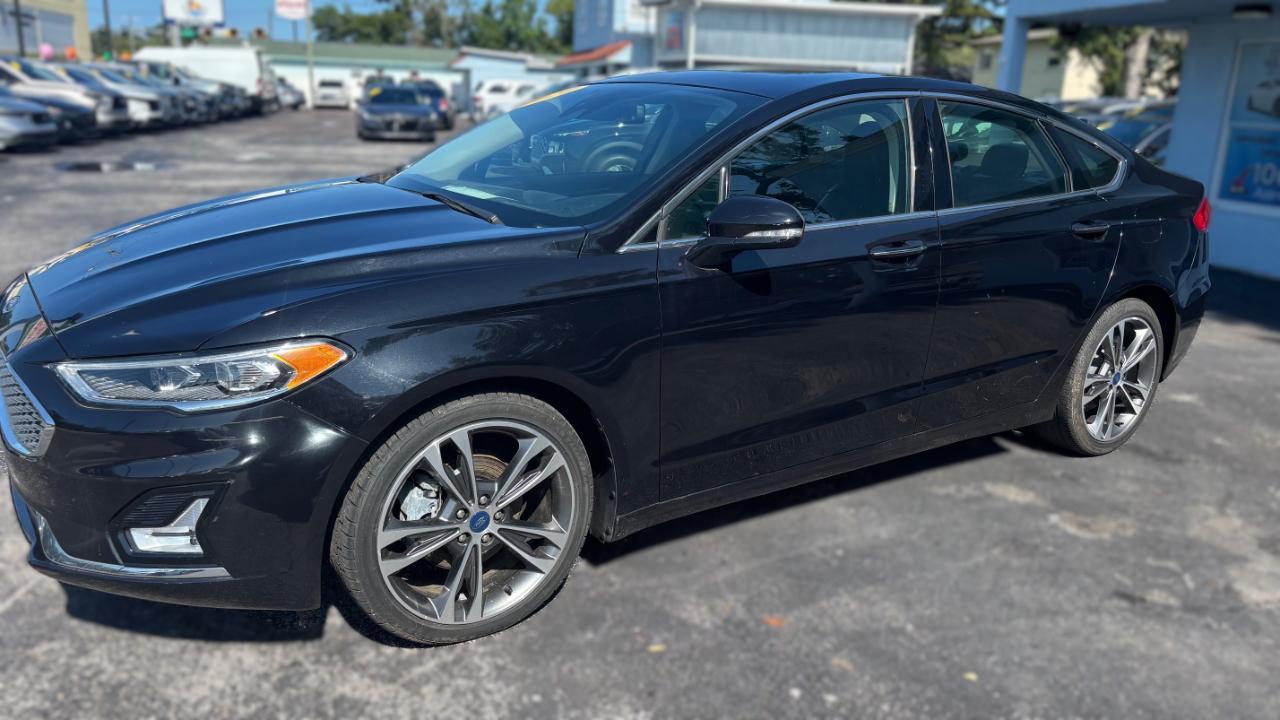 Ford Fusion - Thumbnail 4