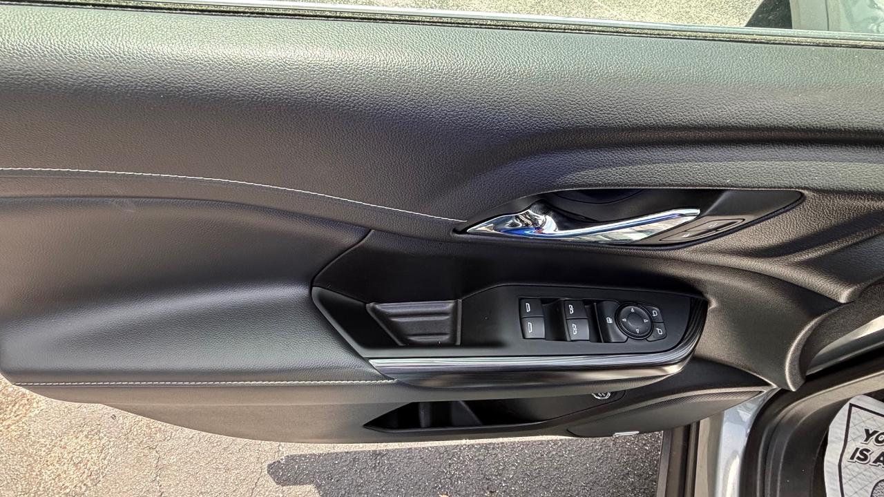 GMC Acadia - Thumbnail 10